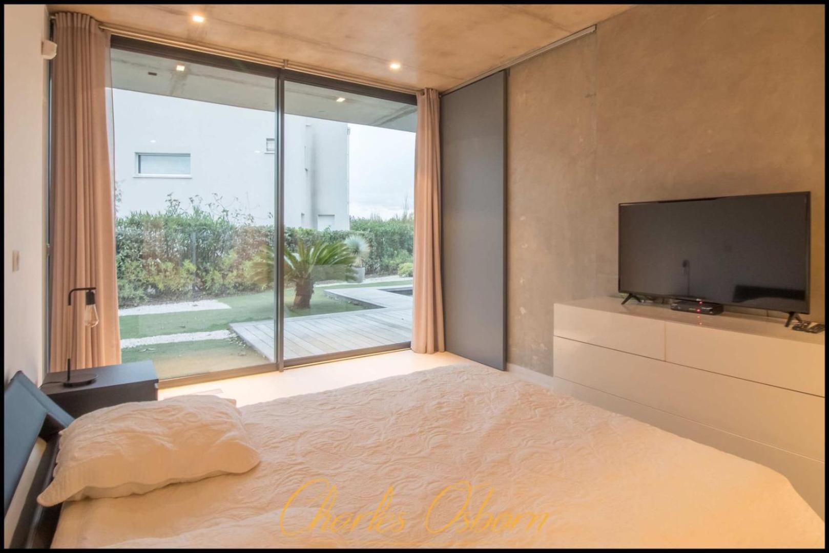 Villa Cristal Сет Екстериор снимка
